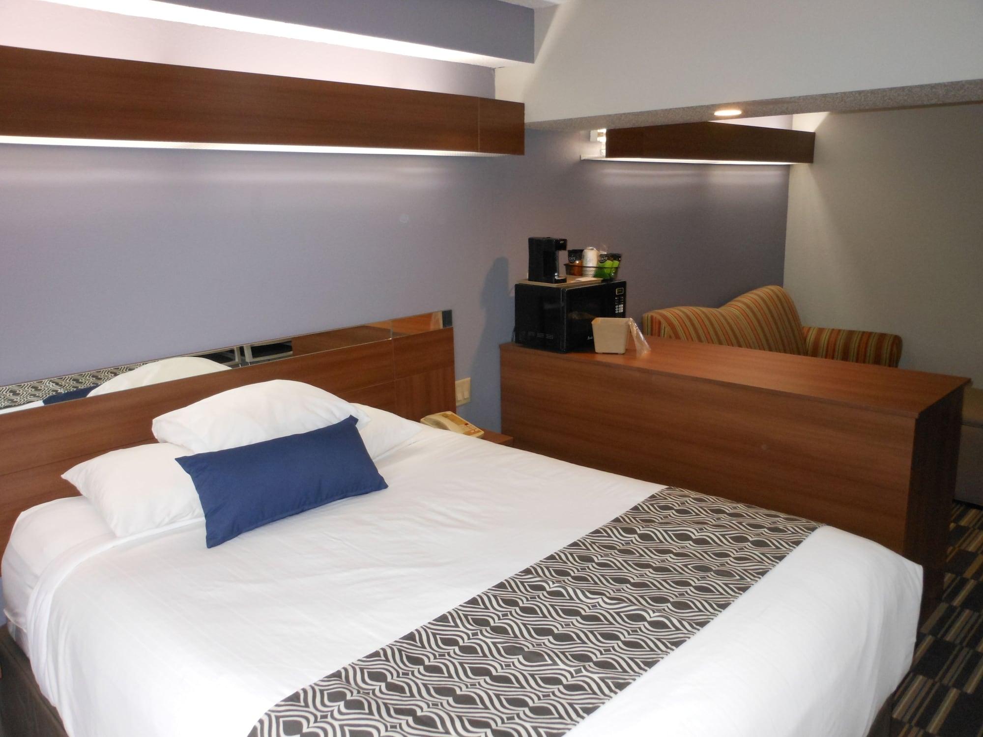 Microtel & By Wyndham Hotel