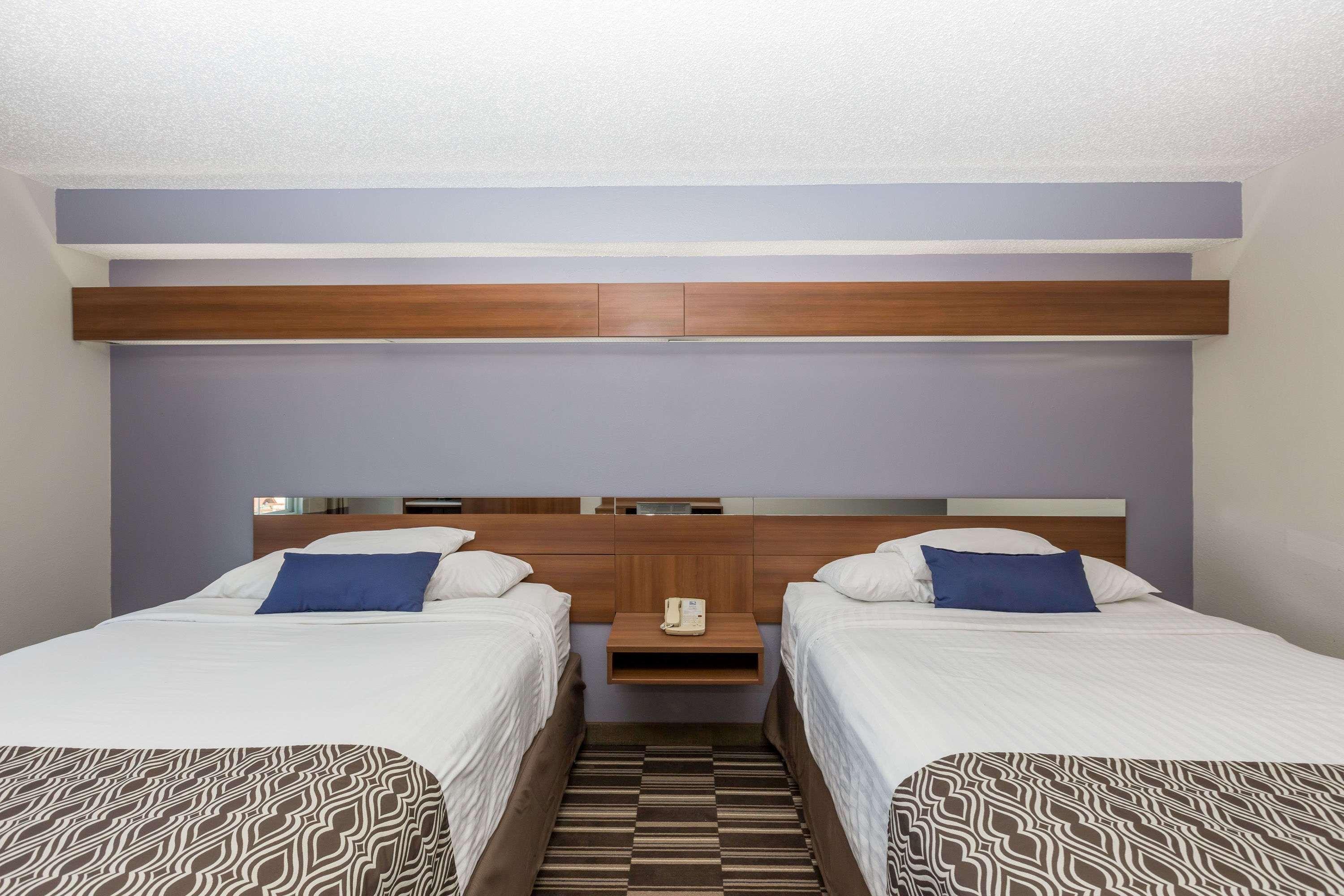 Microtel & By Wyndham 2*