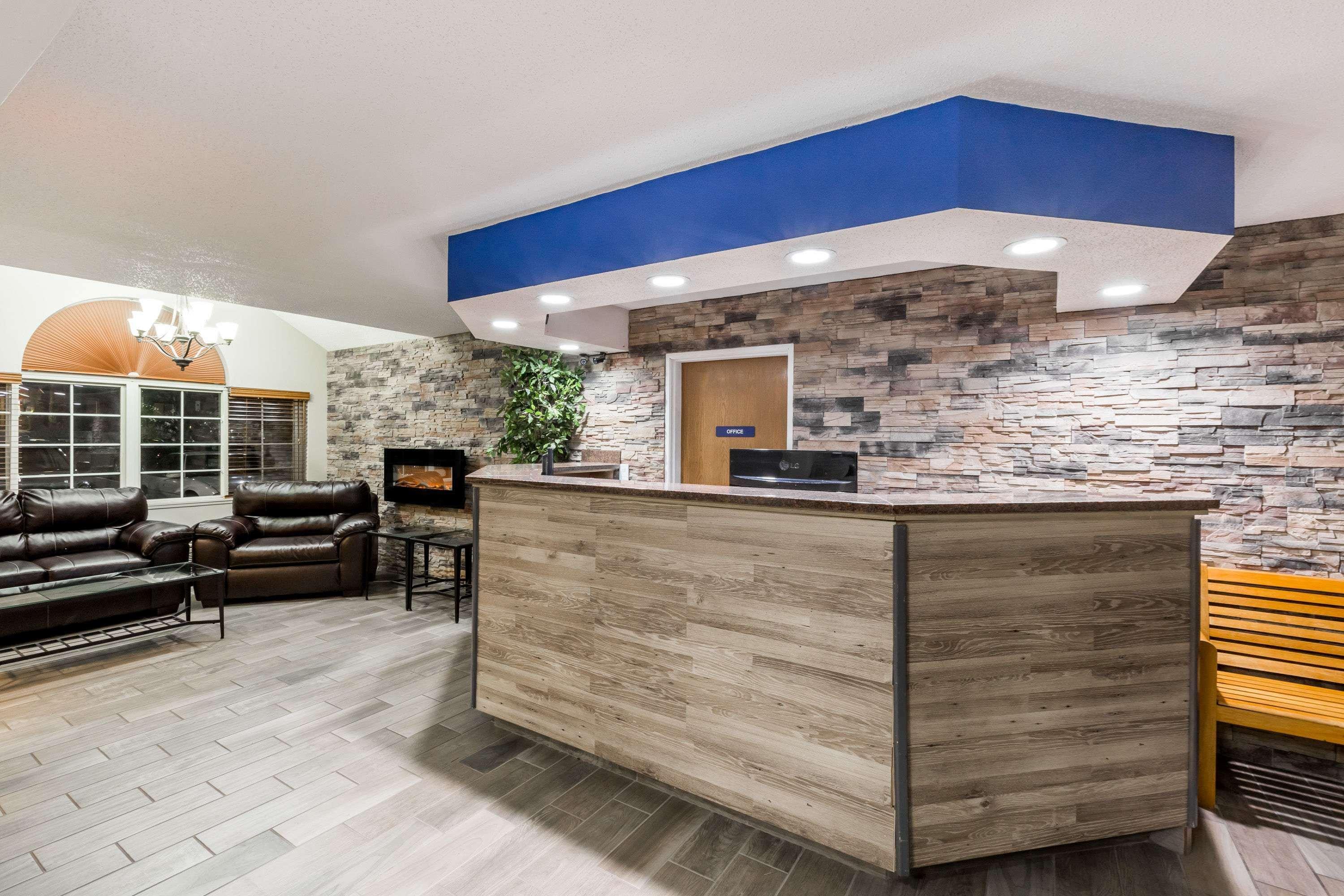 Microtel & By Wyndham Hotel