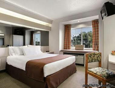 Hotel Microtel & By Wyndham Sioux Falls